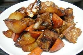 Dados de Cerdo a la Piña