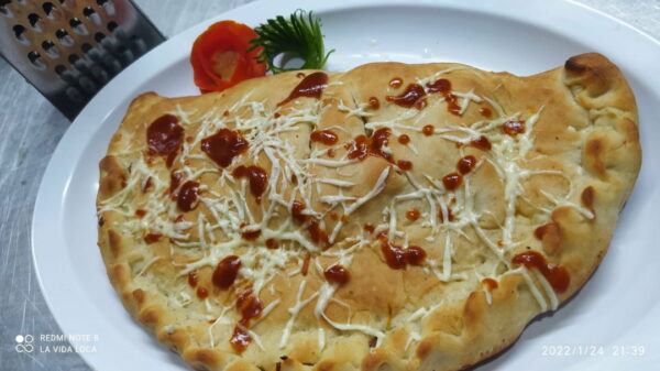 Calzone Escandaloso Relleno