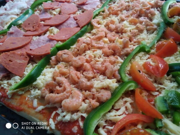 Pizza Familiar 4 Estaciones