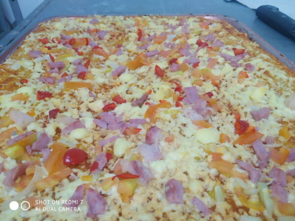 Pizza Familiar Favorita (Mixta)